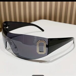 Stylish Frameless Gradient Sunglasses NIB